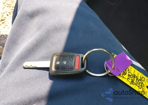 2014 Honda Cr-V Lx z USA, uszkodzony, nr VIN 2HKRM3H32EH517841